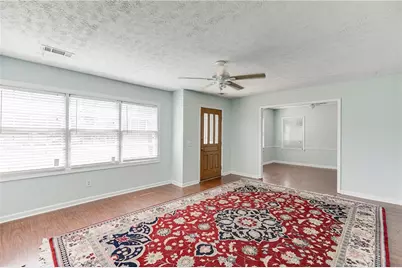 6076 Atlanta Highway, Flowery Branch, GA 30542 - Photo 8