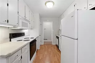3784 Butterfield Dr NW, Kennesaw, GA 30152 - Photo 2