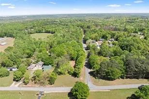 4346 Woods Bridge Rd, Commerce, GA 30529 - Photo 12