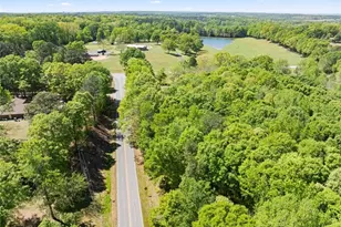 4346 Woods Bridge Rd, Commerce, GA 30529 - Photo 16