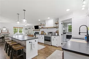 372 Gabrels Dr, Clarkesville, GA 30523 - Photo 4