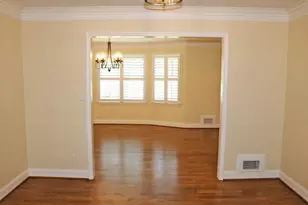 4956 Fox Forest Dr, Lilburn, GA 30047 - Photo 16