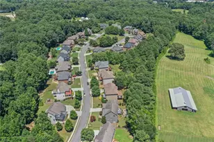 114 Hedgewood Ln, Canton, GA 30115 - Photo 40