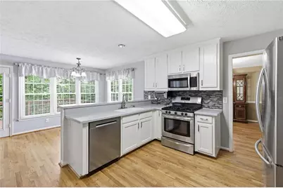 782 Rockfount Way, Lawrenceville, GA 30043 - Photo 8