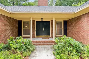 2792 Livsey Dr, Tucker, GA 30084 - Photo 2