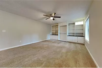 5142 Manitou Way, Stone Mountain, GA 30087 - Photo 4