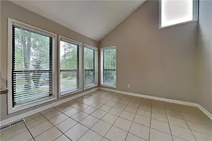 5142 Manitou Way, Stone Mountain, GA 30087 - Photo 6