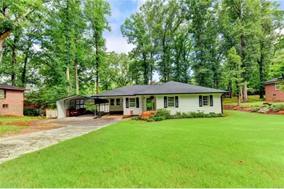 307 Pine Circle, Monroe, GA 30655 - Photo 2