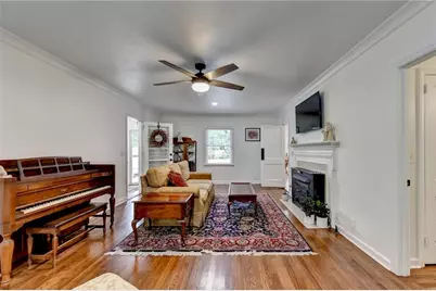 307 Pine Circle, Monroe, GA 30655 - Photo 6