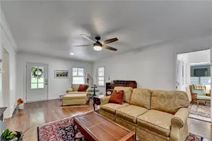307 Pine Cir, Monroe, GA 30655 - Photo 12