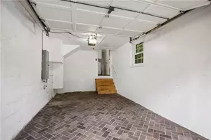 1197 Goodwin Rd, Atlanta, GA 30324 - Photo 38
