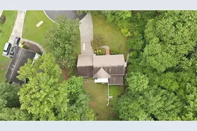 1875 Dovonshire Road SW, Marietta, GA 30064 - Photo 44