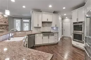 1421 Castlebrooke, Marietta, GA 30066 - Photo 12