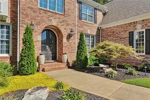 1421 Castlebrooke, Marietta, GA 30066 - Photo 4
