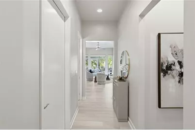 711 Cosmopolitan Drive NE #107, Atlanta, GA 30324 - Photo 20