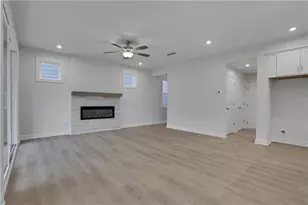 124 Kindred Ln, Marietta, GA 30066 - Photo 14
