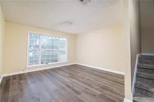 935 Hickory Bend Rd, Atlanta, GA 30349 - Photo 6