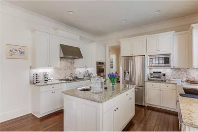 10853 Enclave Lane, Alpharetta, GA 30022 - Photo 8