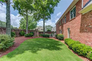 10853 Enclave Ln, Alpharetta, GA 30022 - Photo 32