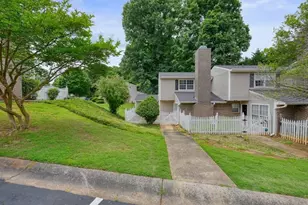 551 Summit Ln SW, Marietta, GA 30008 - Photo 2