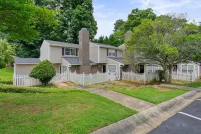 551 Summit Lane SW, Marietta, GA 30008 - Photo 1