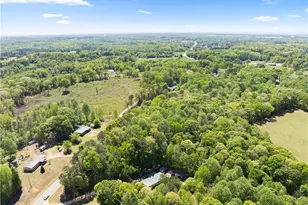 4342 Woods Bridge Rd, Commerce, GA 30529 - Photo 10