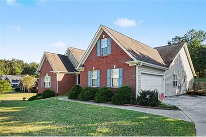 1405 Shiloh Oak Drive, Loganville, GA 30052 - Photo 4