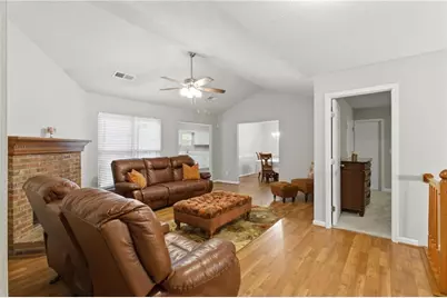 4281 E Meadow Drive, Duluth, GA 30096 - Photo 4