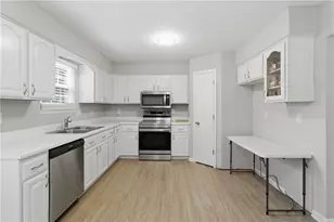 4281 E Meadow Dr, Duluth, GA 30096 - Photo 8