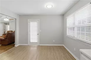 4281 E Meadow Dr, Duluth, GA 30096 - Photo 10