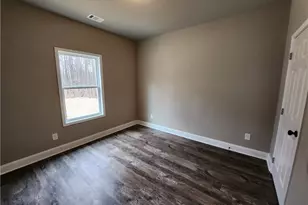 2205 Shady Grove Rd, Carrollton, GA 30116 - Photo 10