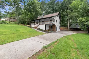 1741 Lucy Dr NW, Kennesaw, GA 30152 - Photo 4
