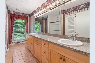 291 E Memorial Drive, Dallas, GA 30132 - Photo 22