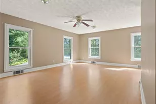 291 E Memorial Dr, Dallas, GA 30132 - Photo 2