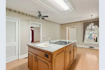 291 E Memorial Drive, Dallas, GA 30132 - Photo 8
