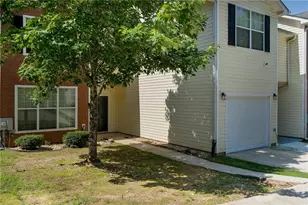 7683 Creekside Ln, Atlanta, GA 30296 - Photo 2