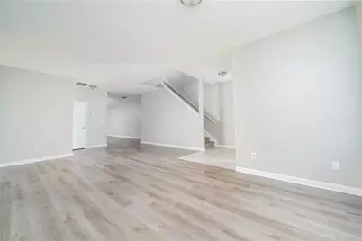 7683 Creekside Lane, Atlanta, GA 30296 - Photo 4