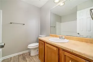 7683 Creekside Ln, Atlanta, GA 30296 - Photo 10