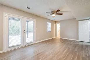 300 Renee Dawn Ct, Riverdale, GA 30296 - Photo 8