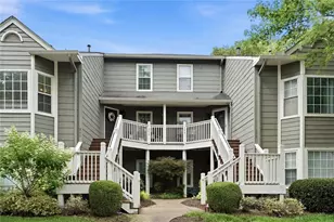 306 Mill Pond Rd, Roswell, GA 30076 - Photo 2