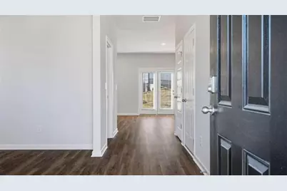 109 White Spruce Way, Newnan, GA 30265 - Photo 2