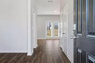 109 White Spruce Wy, Newnan, GA 30265 - Photo 2