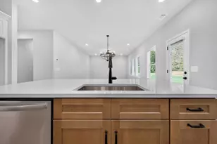 354 Flying Eagle Dr, Commerce, GA 30529 - Photo 8