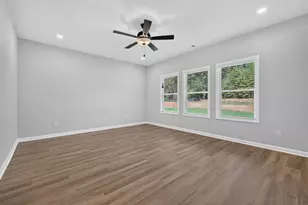 354 Flying Eagle Dr, Commerce, GA 30529 - Photo 12