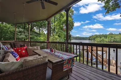 8788 Lake Drive, Snellville, GA 30039 - Photo 12
