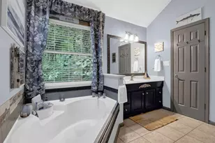 8788 Lake Dr, Snellville, GA 30039 - Photo 24