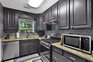 8788 Lake Dr, Snellville, GA 30039 - Photo 20