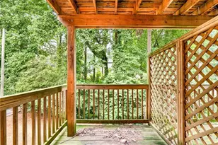3665 Chestnut Dr, Atlanta, GA 30340 - Photo 20
