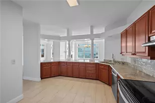 3334 Peachtree Rd NE, Atlanta, GA 30326 - Photo 20