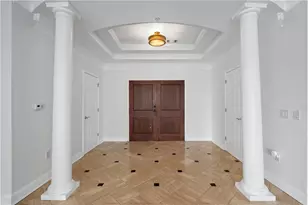 3334 Peachtree Rd NE, Atlanta, GA 30326 - Photo 4